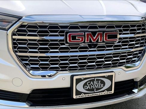 Used 2024 GMC Terrain Denali w/ Denali Premium Package AWD/4WD image 30