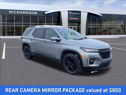Certified 2023 Chevrolet Traverse LT image 3