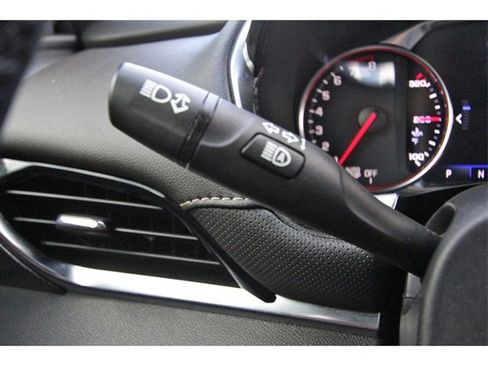 Used 2023 Chevrolet Traverse Premier w/ Redline Edition image 17