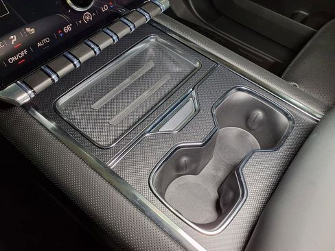 New 2026 GMC Sierra EV Elevation AWD/4WD image 19