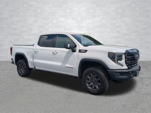 Used 2024 GMC Sierra 1500 AT4X image 2