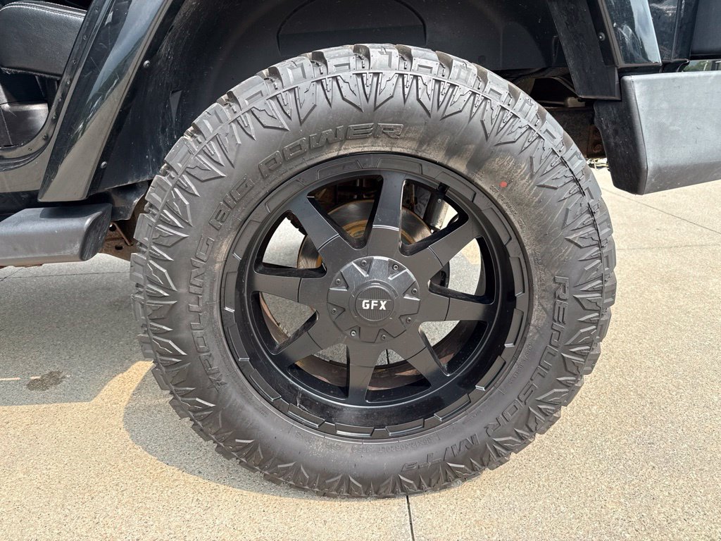 Used 2014 Jeep Wrangler Unlimited Rubicon w/ Connectivity Group AWD/4WD image 49