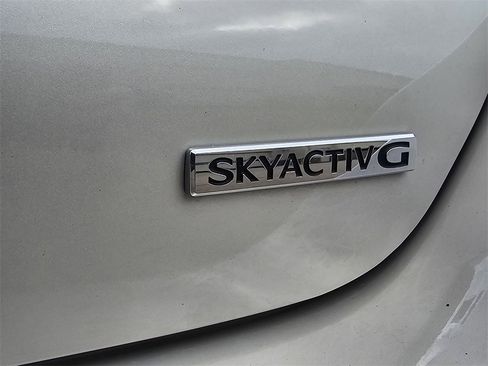 Used 2024 MAZDA MAZDA3 s image 10