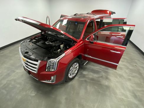 Used 2015 Cadillac Escalade ESV Premium AWD/4WD image 50