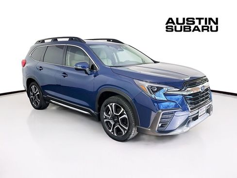 Used 2023 Subaru Ascent Limited image 1