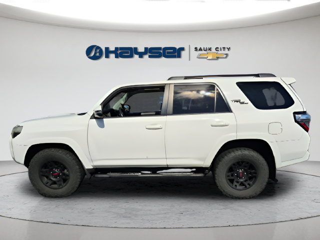 Used 2019 Toyota 4Runner TRD Off-Road Premium AWD/4WD image 6