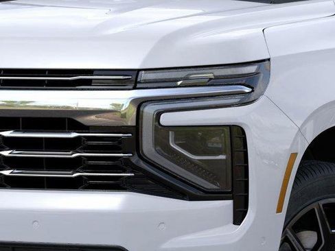 New 2026 Chevrolet Suburban LT w/ Comfort Package AWD/4WD image 24