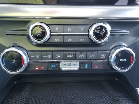 Used 2023 Ford F150 Raptor w/ Blue Interior Package AWD/4WD image 31