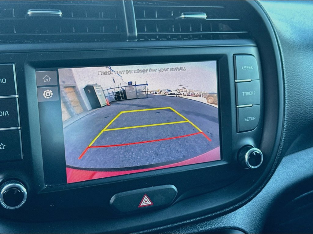 Certified 2023 Kia Soul LX w/ LX Technology Package FWD image 16