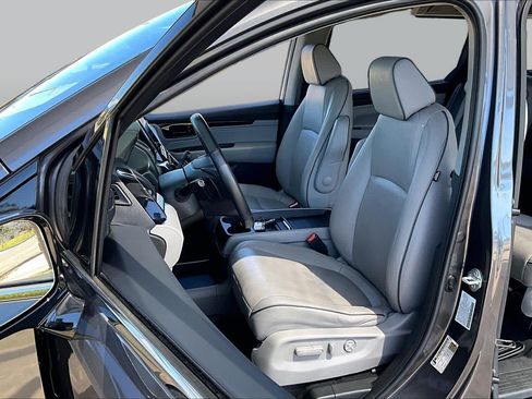 Used 2023 Honda Odyssey Elite image 8