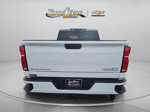 Used 2025 Chevrolet Silverado 2500 High Country w/ Technology Package image 7
