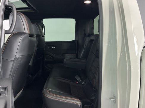 Used 2025 Nissan Frontier PRO-4X w/ Pro Premium Package image 23