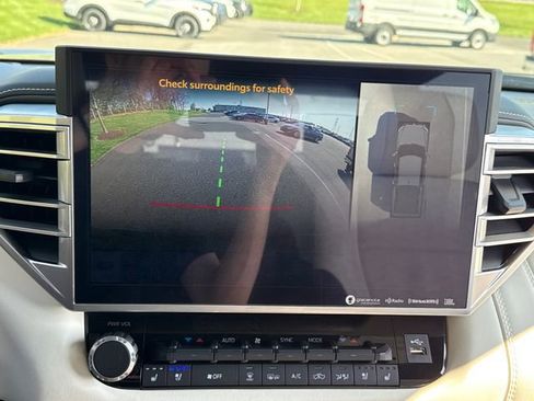 Used 2023 Toyota Tundra Capstone AWD/4WD image 30