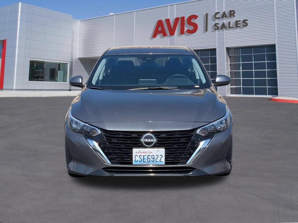 Used 2025 Nissan Sentra SV FWD image 2