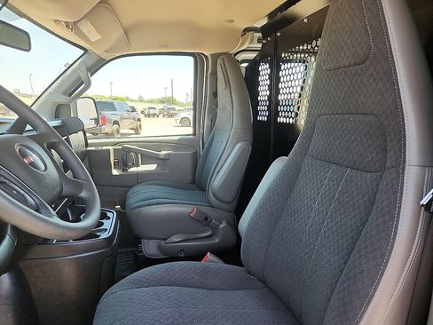 Used 2024 GMC Savana 2500 w/ Driver Convenience Package RWD image 7