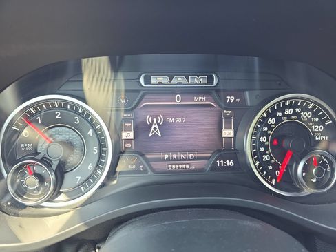 Used 2021 RAM 1500 Big Horn AWD/4WD image 17
