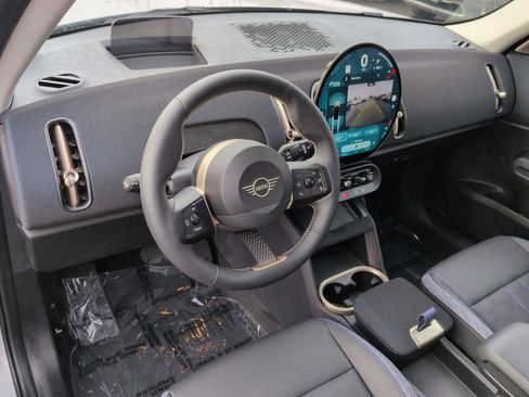 Used 2025 MINI Cooper Countryman S image 10
