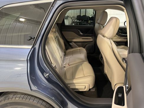 Used 2022 Lincoln Corsair FWD w/ Equipment Group 101A image 12