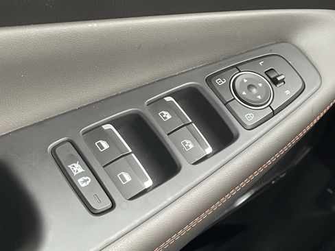 Used 2020 Hyundai Santa Fe Limited image 16