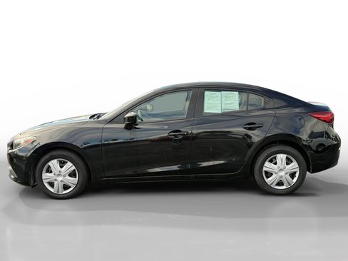 Used 2015 MAZDA MAZDA3 i SV image 2