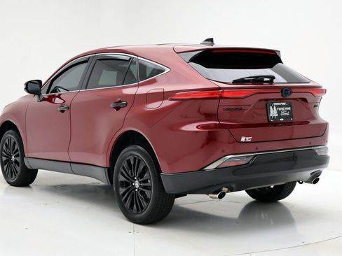 Used 2024 Toyota Venza Nightshade image 8