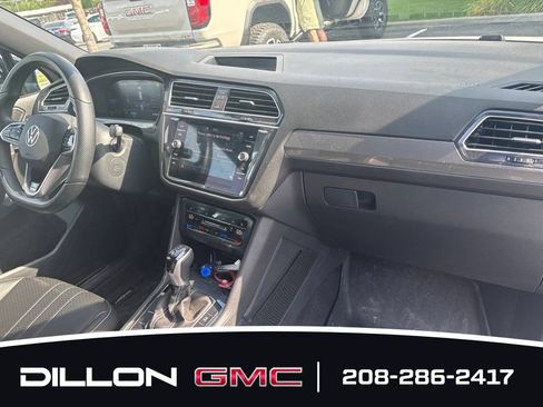 Used 2023 Volkswagen Tiguan SE R-Line AWD/4WD image 19