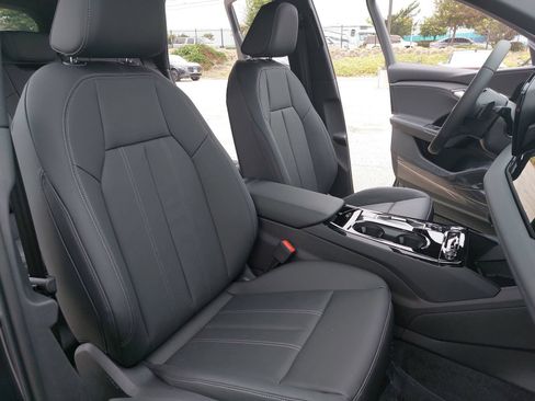 New 2027 Audi Q6 e-tron Premium AWD/4WD image 10