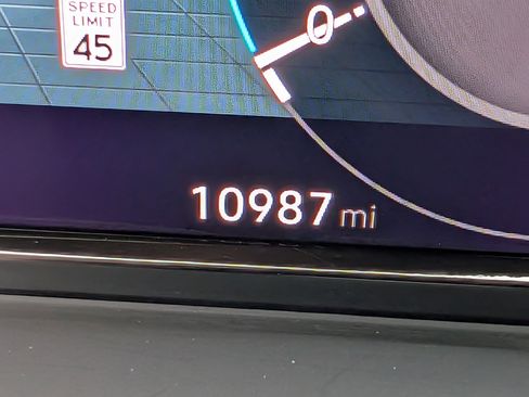 Used 2025 Volkswagen Atlas Cross Sport SEL Premium R-Line image 26