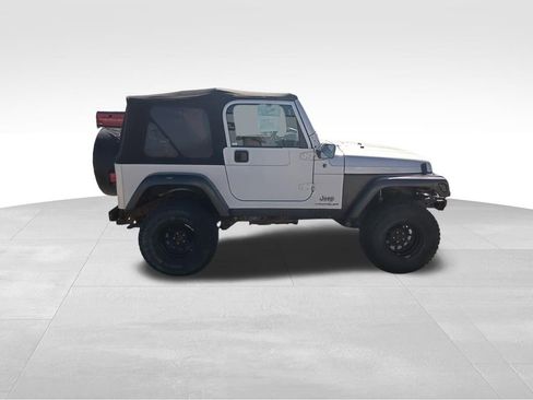 Used 2003 Jeep Wrangler X AWD/4WD image 7