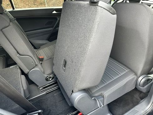 Used 2024 Volkswagen Tiguan S image 31