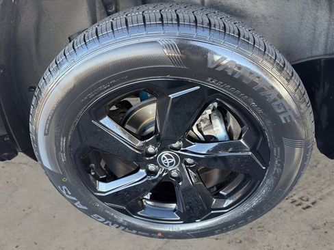 Used 2021 Toyota RAV4 XSE image 14