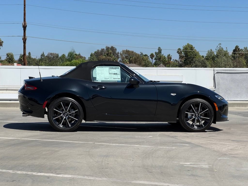 New 2026 MAZDA MX-5 Miata Grand Touring RWD image 30
