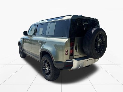 Used 2025 Land Rover Defender 110 S AWD/4WD image 6