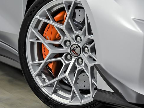 Used 2026 Chevrolet Corvette ZR1X AWD/4WD image 4