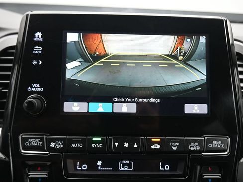 Used 2018 Honda Odyssey EX image 19