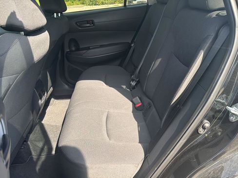 Used 2026 Toyota Corolla Cross LE FWD image 10