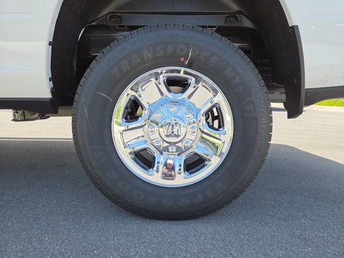New 2026 RAM 2500 Tradesman AWD/4WD image 6
