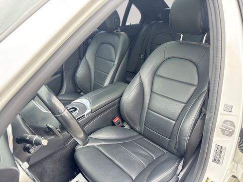 Used 2021 Mercedes-Benz C 300 4MATIC Sedan w/ AMG Line image 13