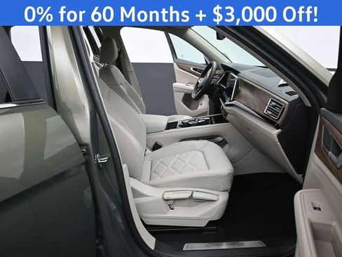 New 2026 Volkswagen Atlas SE image 14