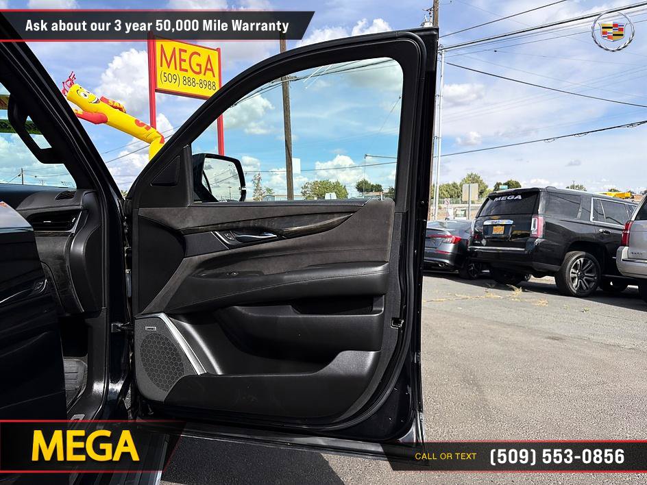 Used 2019 Cadillac Escalade Platinum AWD/4WD image 25