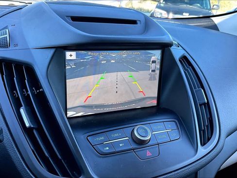 Used 2018 Ford Escape SEL image 26