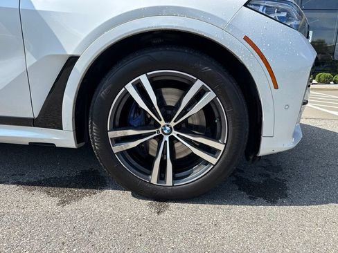 Used 2020 BMW X7 M50i w/ Dynamic Handling Package AWD/4WD image 4