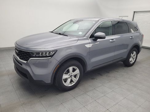 Used 2022 Kia Sorento LX AWD/4WD image 2