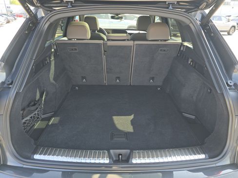 Certified 2025 Audi Q5 Premium w/ Convenience Package AWD/4WD image 18