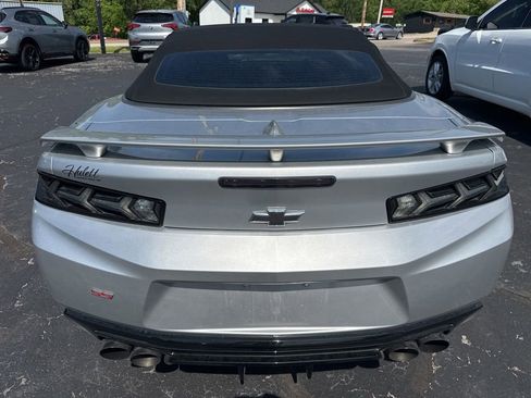 Used 2017 Chevrolet Camaro SS RWD image 4