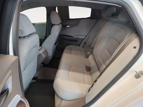 Used 2020 Chevrolet Malibu LS FWD image 23