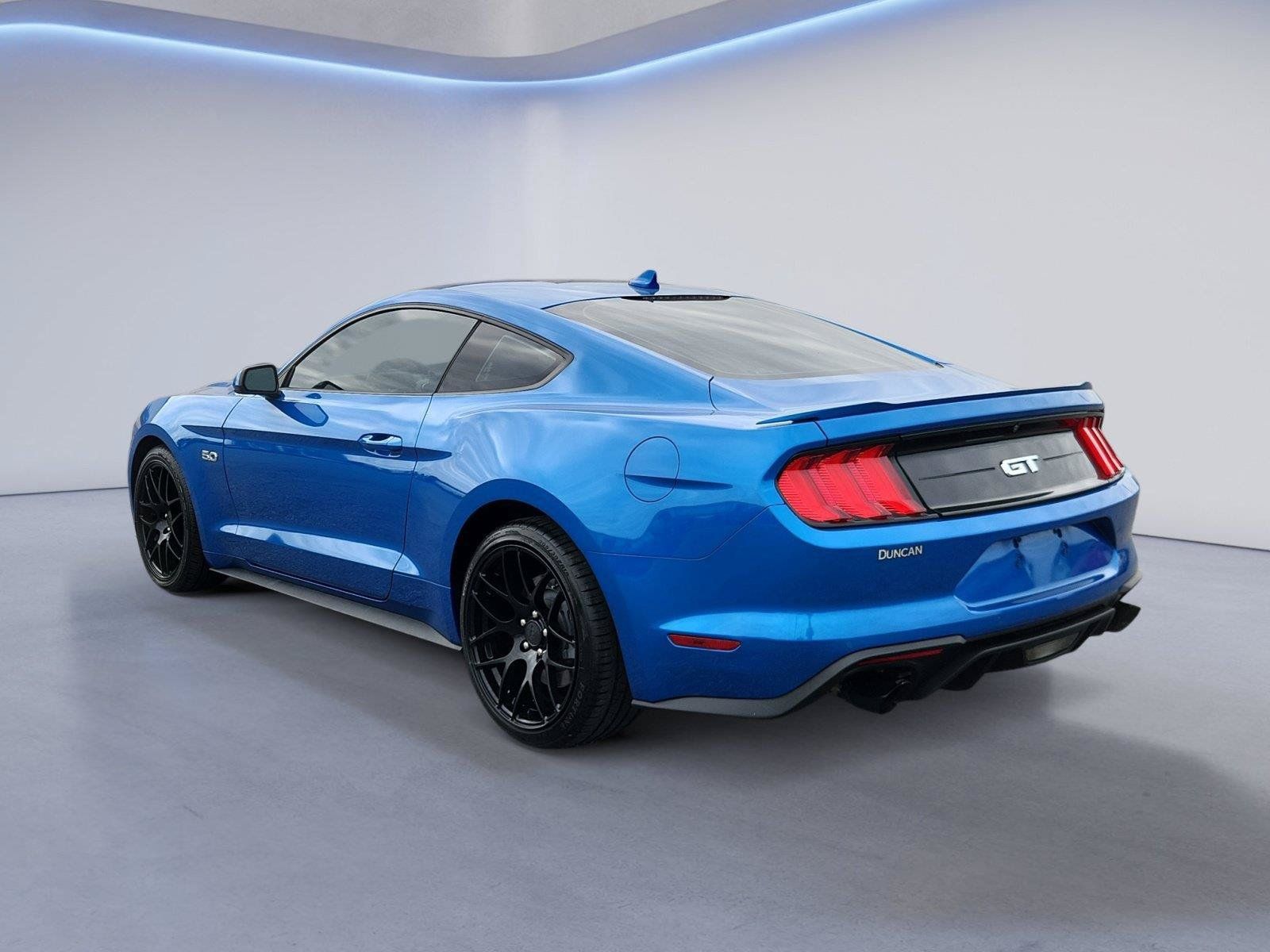 Used 2021 Ford Mustang GT RWD image 5
