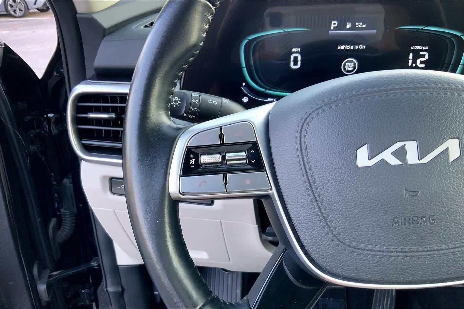 Used 2025 Kia Telluride S FWD image 20