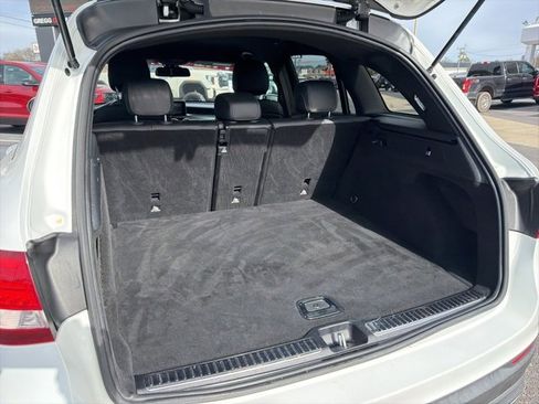 Used 2018 Mercedes-Benz GLC 300 image 7