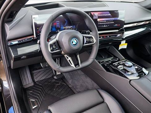 New 2027 BMW 550e xDrive AWD/4WD image 10